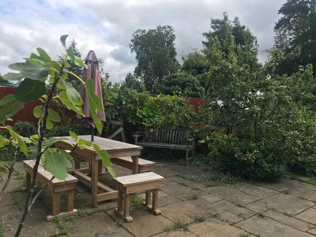 Nant Gloyw Oswestry Bed & Breakfast ภายนอก รูปภาพ