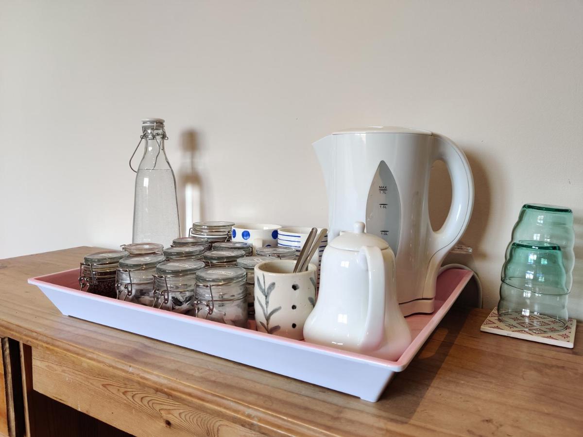 Nant Gloyw Oswestry Bed & Breakfast ภายนอก รูปภาพ